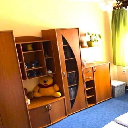 Sziszi Nyaralohaz Daire Balatonszarszo Dış mekan fotoğraf