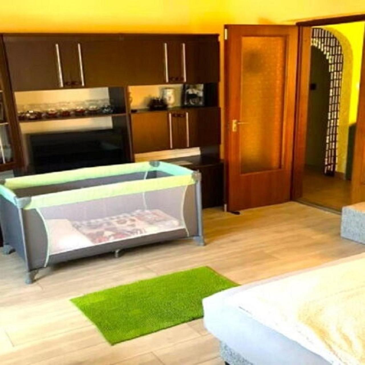 Sziszi Nyaralohaz Daire Balatonszarszo Dış mekan fotoğraf